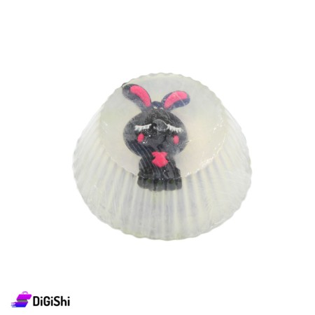 صابون غليسيرين مع لعبة أرنب Unicorn Body Shop - أسود