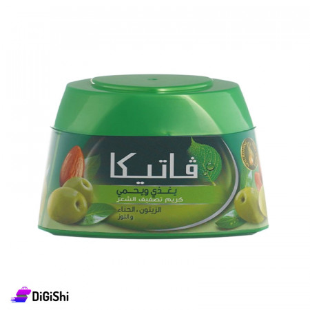 كريم تصفيف الشعر المغذي بالزيتون والحناء واللوز Vatika