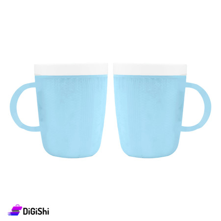 A pair of Plastic Cups SUPER STAR - Light Blue