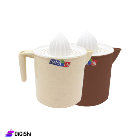 Lemon Plastic Squeezer in the Shape of a Jug - Biege