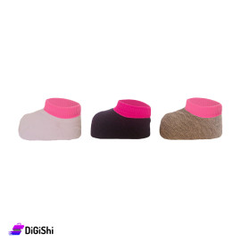 Pair of Babies Socks with Pink Edges Tooty Brand