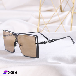CHANEL Sunglasses with Brown Treatment Lens and Black Frame with Logo on it