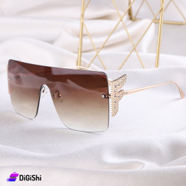 FENDI Sunglasses with Brown Treatment Lens and Golden Frame with Logo on it