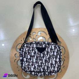 حقيبة كتف نسائية جلد نقشة شعار Dior لون أبيض وأسود