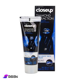 معجون أسنان بتقنية الضوء الأزرق CLOSE UP DIAMOND ATTRACTION