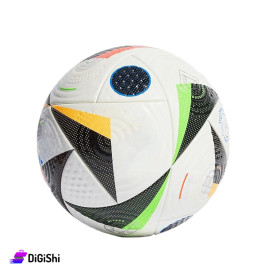 كرة قدم للكبار وللأطفال للمباريات