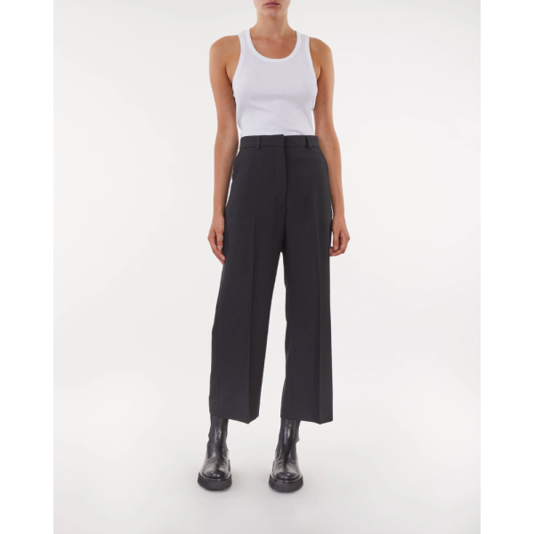 Dsquared2 Womens Wool SHORT PANTS S72KA0656 FA72 Dsquared2 Womens Wool SHORT PANTS S72KA0656 FA72